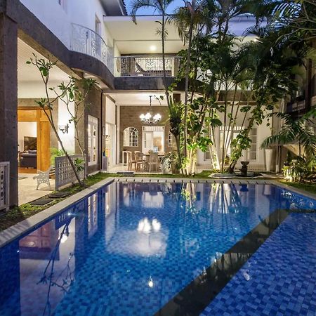 Villa Alexandra Seminyak Керобокан Экстерьер фото
